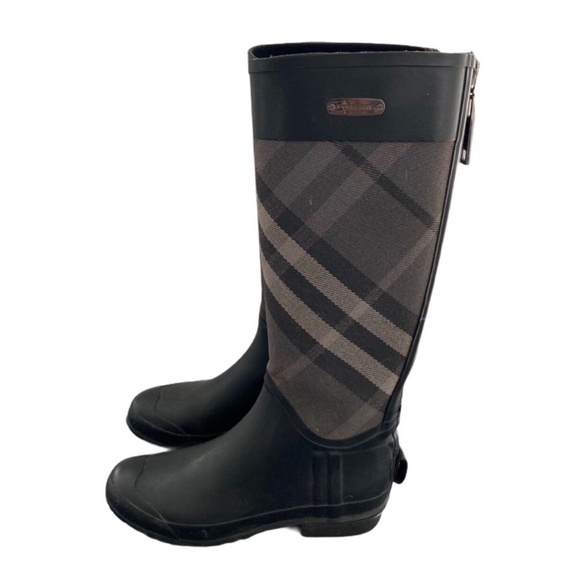 Burberry Rain Boots Size 35 - Picture 4 of 8